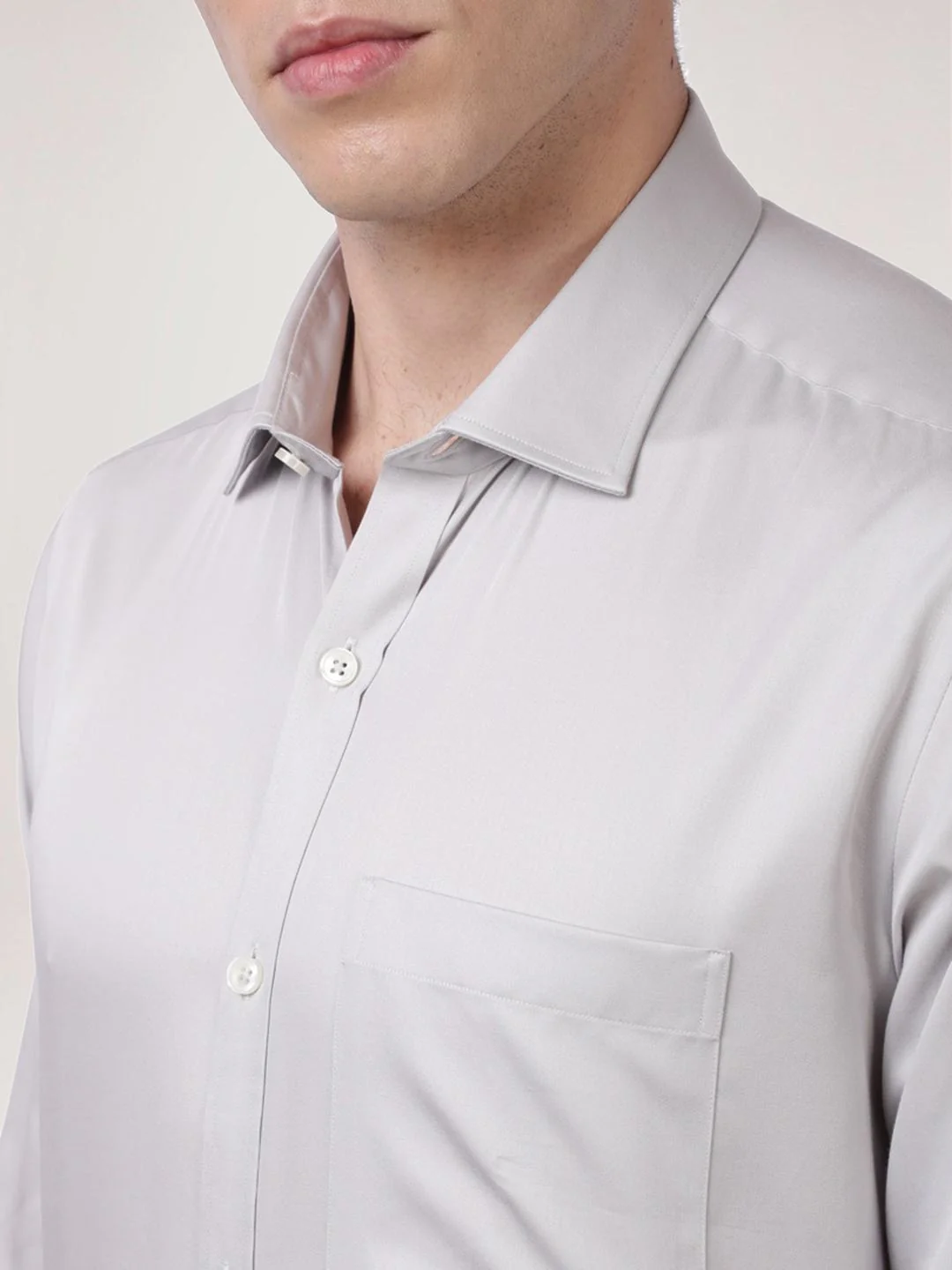 Men Grey Slim Fit Solid Cotton Shirts