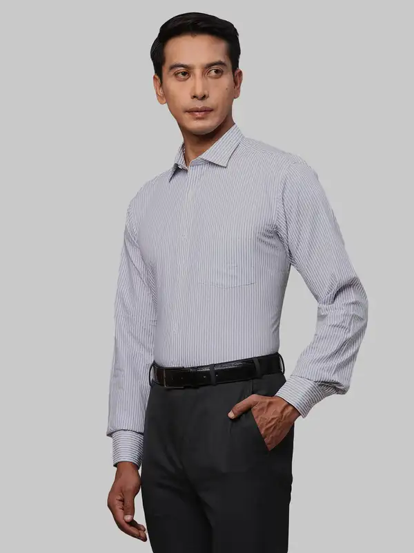 Men Grey Slim Fit Stripe Cotton Shirts - Image 3