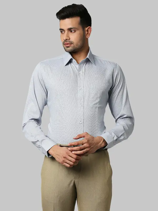 Men Grey Slim Fit Structure Cotton Shirts