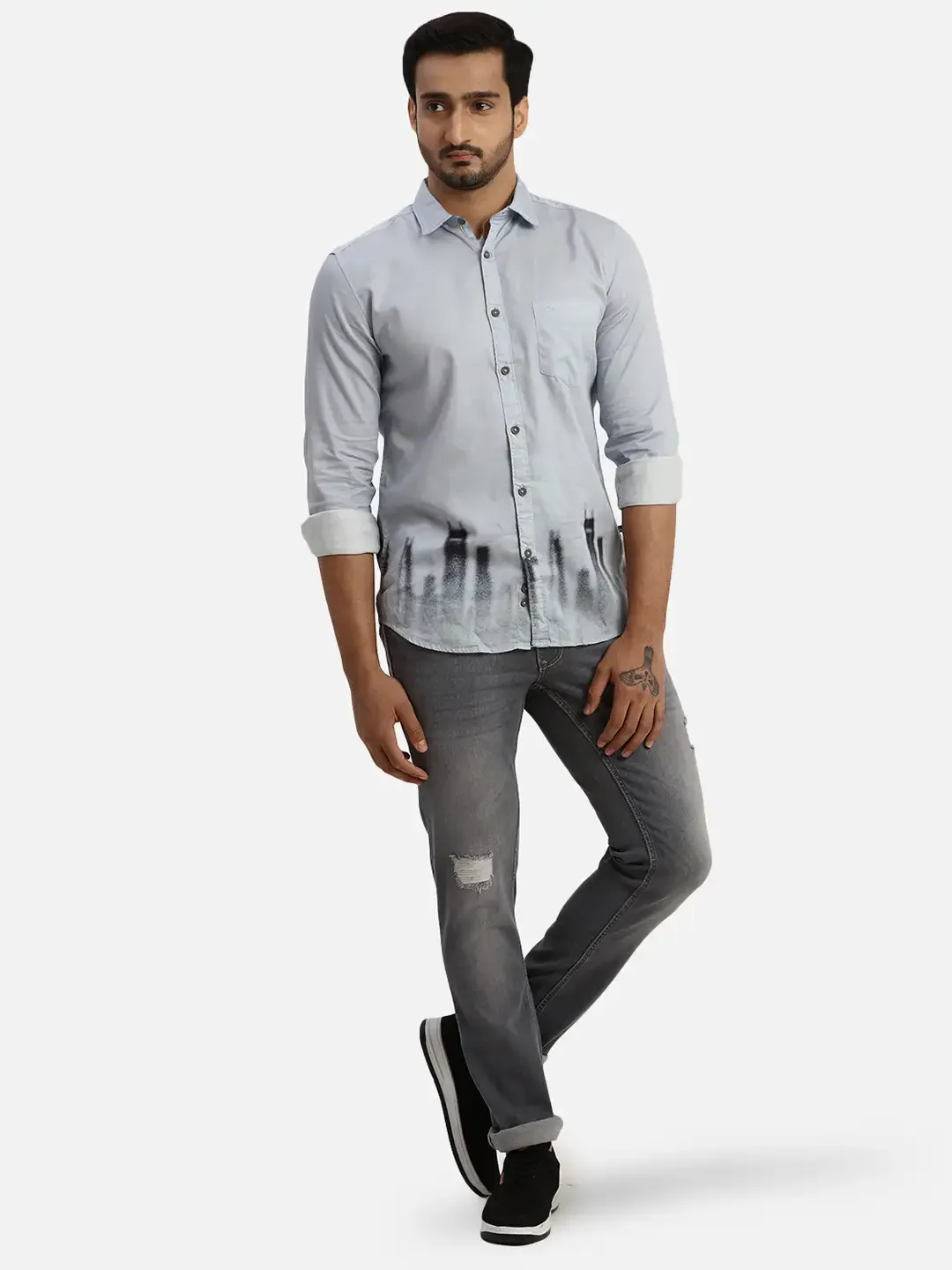 Men Grey Slim Tapered Fit Jacquard Cotton Blend Jeans - Image 5