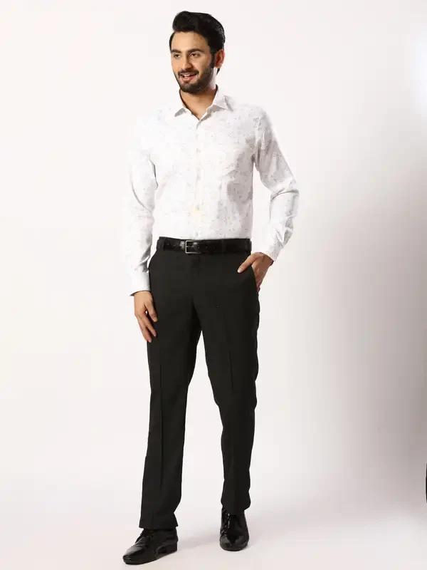 Men Grey Smart Fit Checks Polyester Blend Trouser - Image 5
