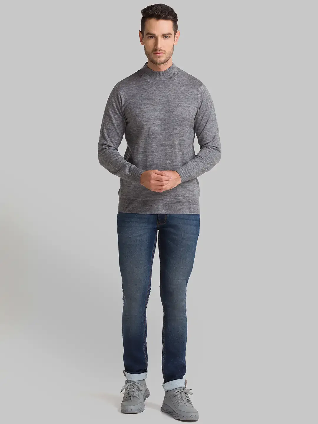 Men Grey Solid Acrylic Wool Blend Full Sleeve Sweaters - Image 5