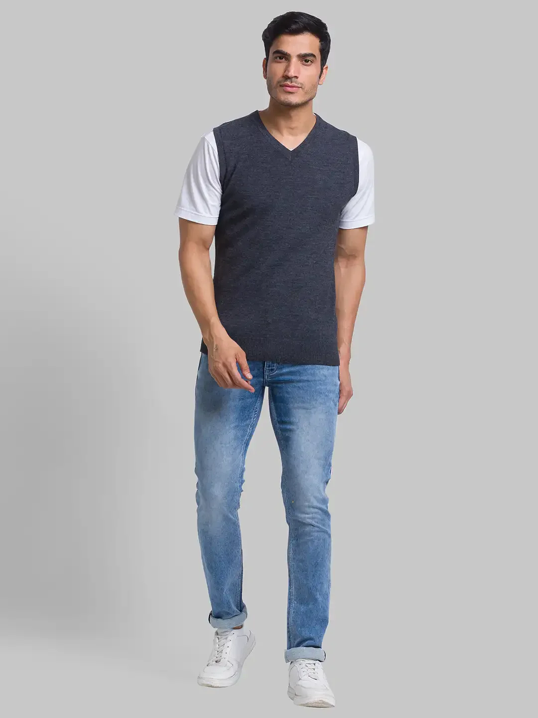 Men Grey Solid Wool Blend Sleeveless Sweaters - Image 5