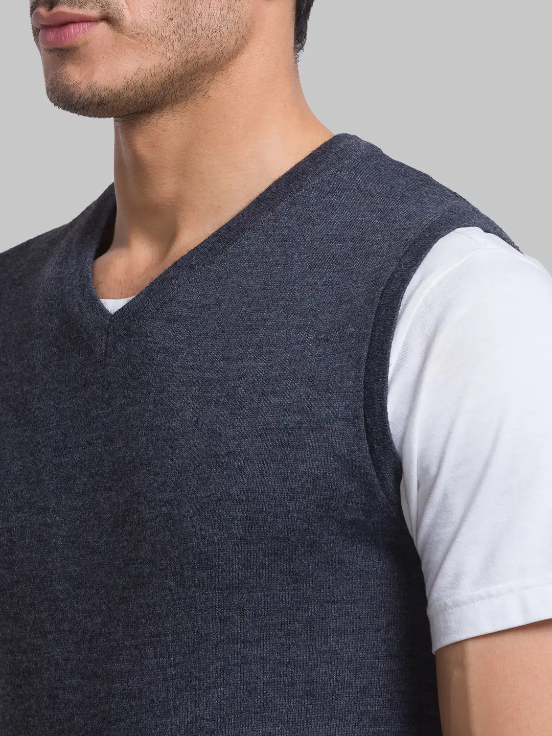 Men Grey Solid Wool Blend Sleeveless Sweaters - Image 6