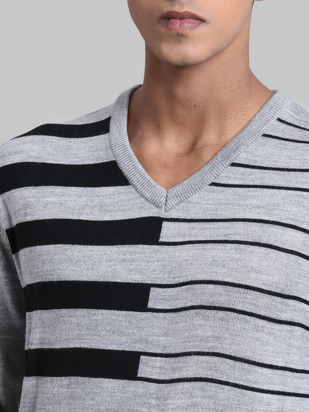 Men Grey Structure Acrylic Full Sleeve Sweaters - Image 6