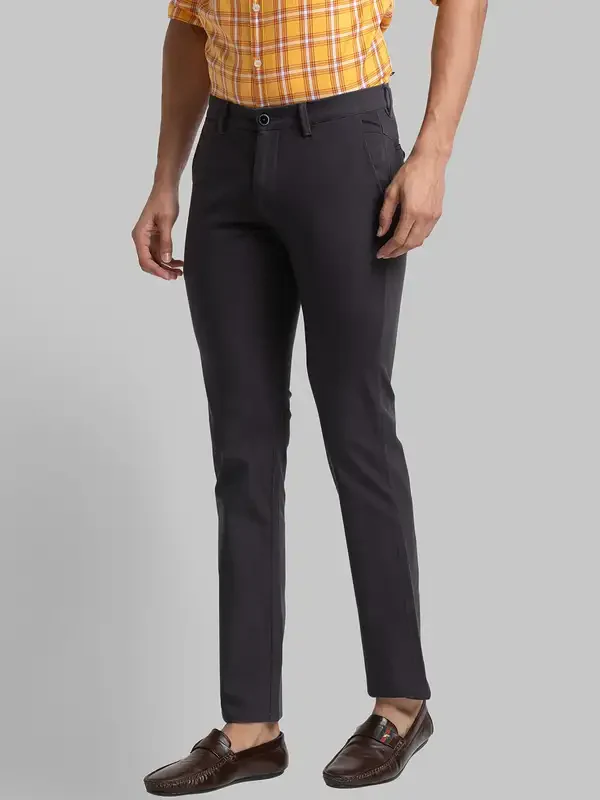 Men Grey Super Slim Fit Solid Cotton Blend Trouser - Image 3