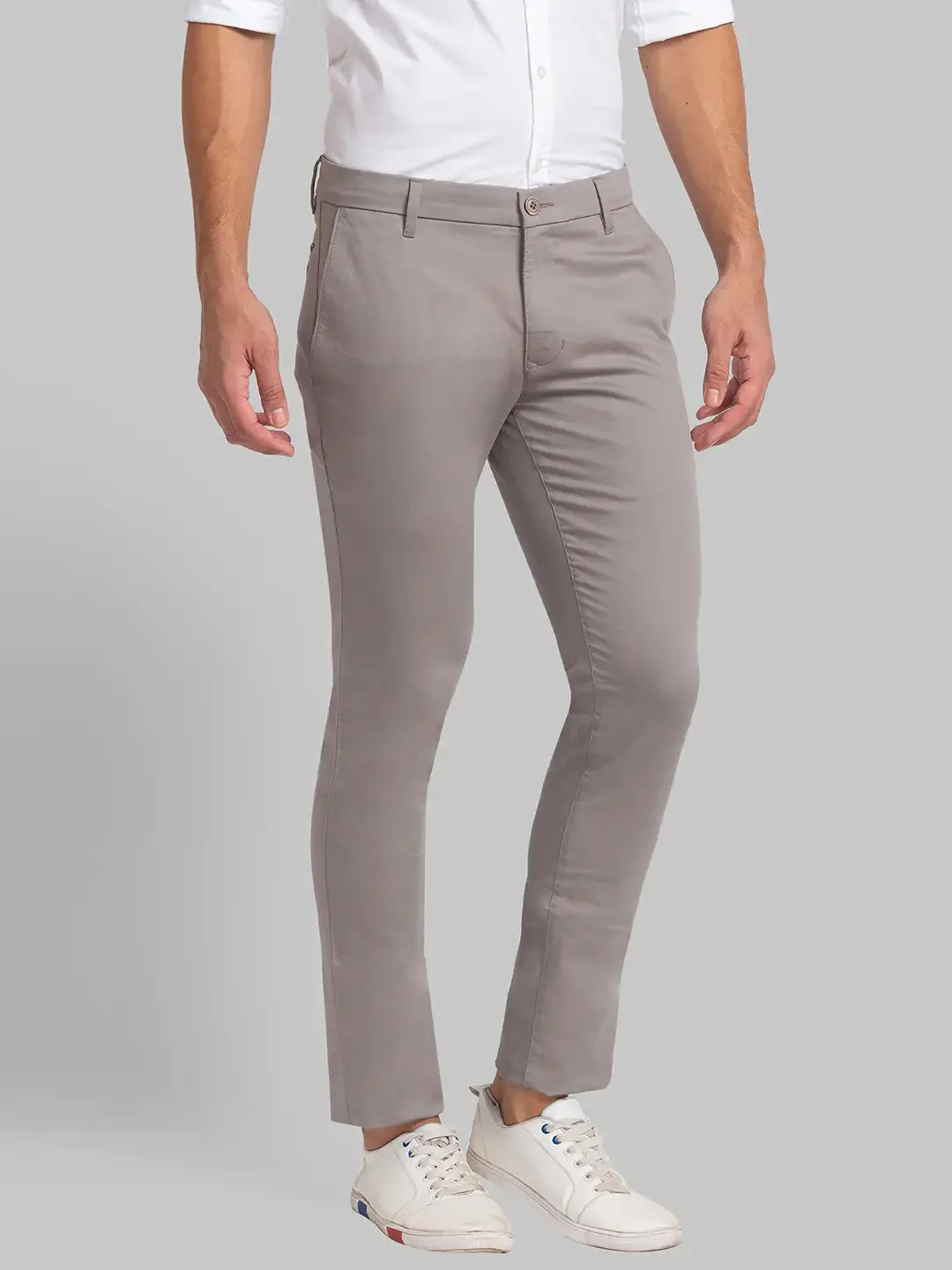 Men Grey Super Slim Fit Solid Cotton Blend Trouser - Image 2