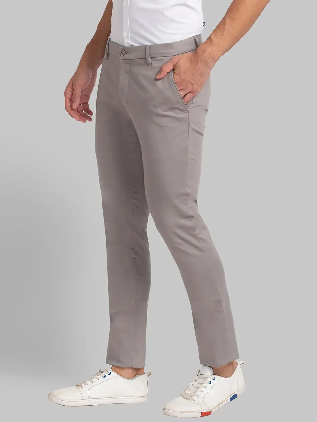 Men Grey Super Slim Fit Solid Cotton Blend Trouser - Image 3