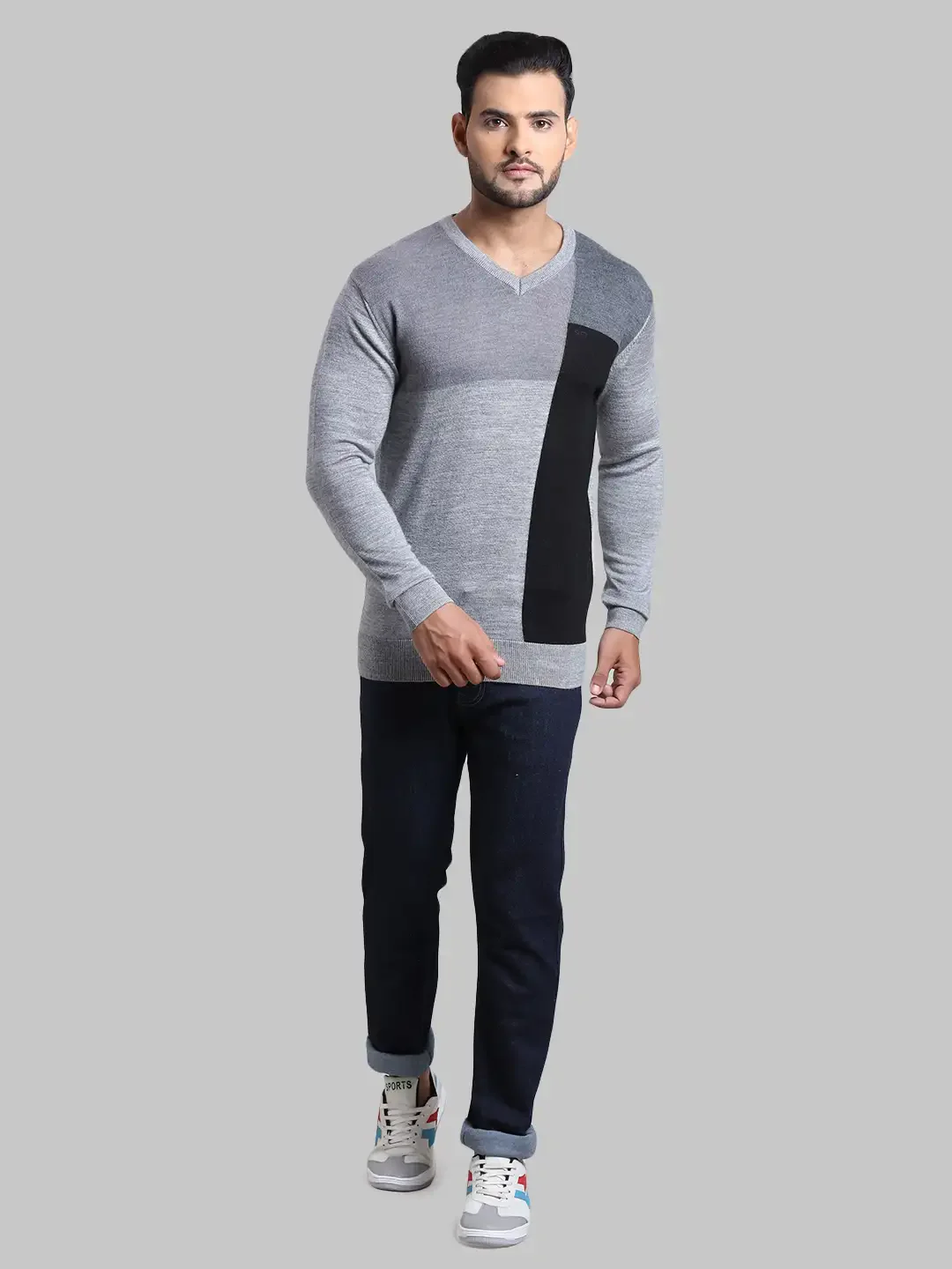 Men Grey Tailored Fit Intarsia Acrylic Wool Blend Full Sleeve V Neck Collar Sweaters - Image 5