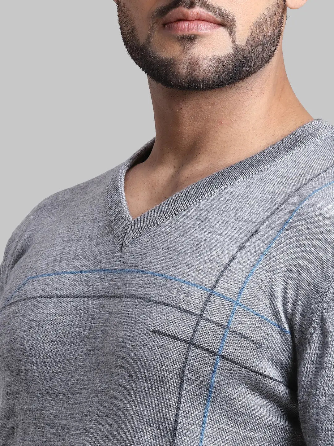Men Grey Tailored Fit Intarsia Acrylic Wool Blend Full Sleeve V Neck Collar Sweaters - Image 6