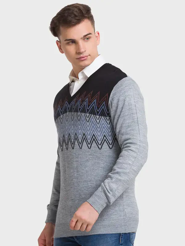 Men Grey Tailored Fit Jacquard Acrylic Merino Blend Full Sleeve V Neck Collar Sweaters - Image 3
