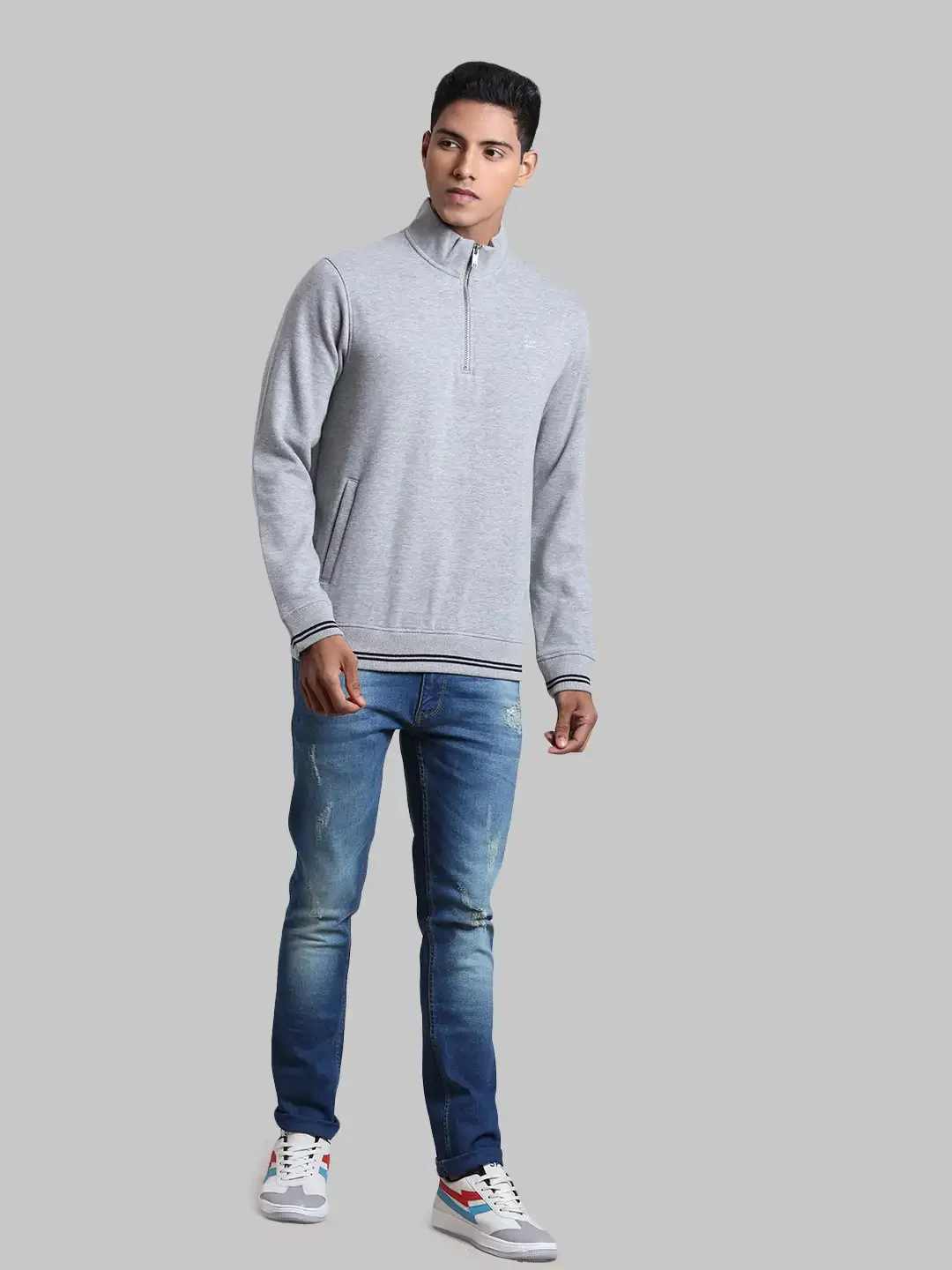 Men Grey Tailored Fit Solid Cotton Full Sleeve Henley Neck Collar Sweatshirts - Image 5