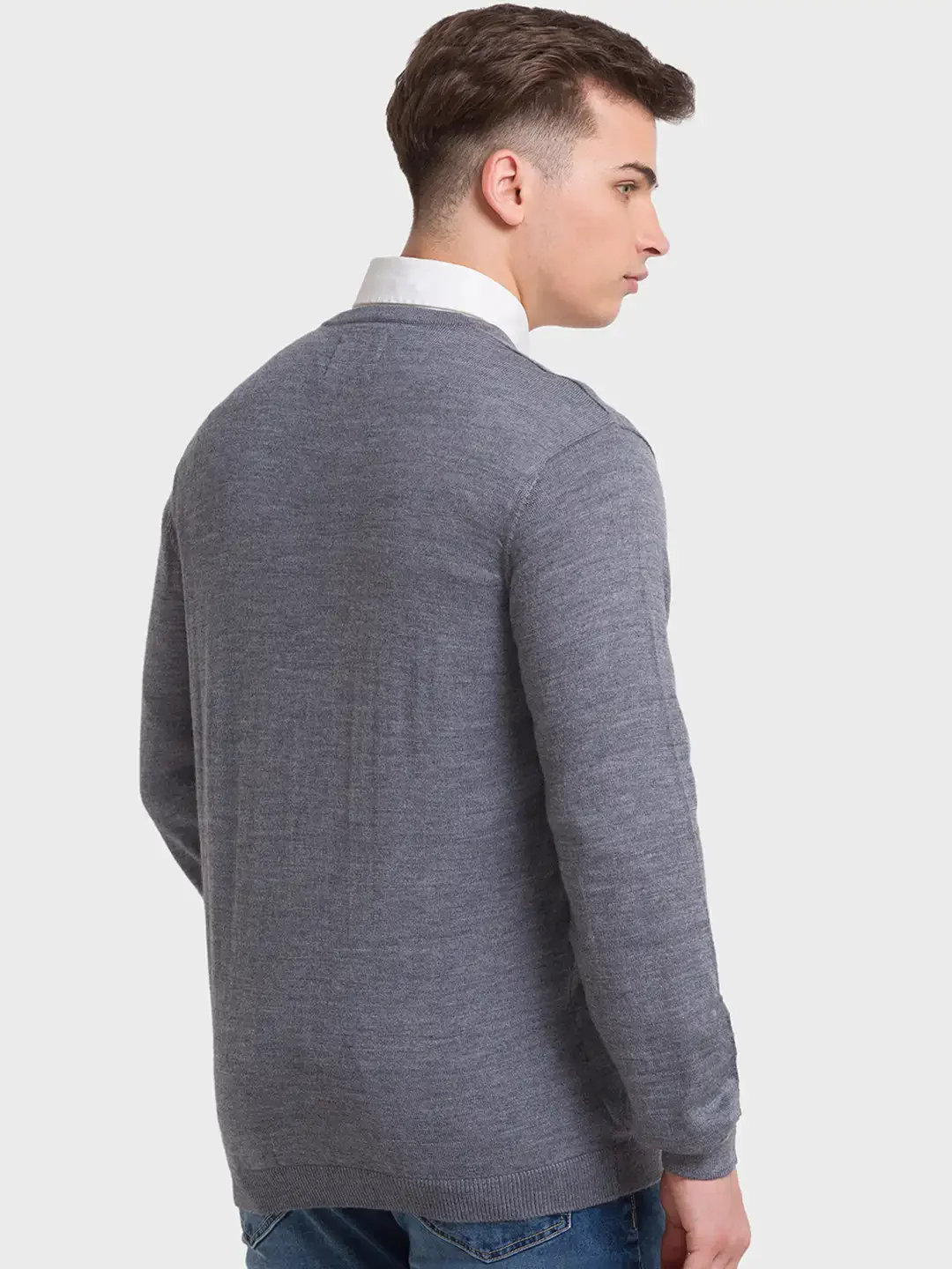 Men Grey Tailored Fit Solid Merino Wool Acrylic Blend Full Sleeve V Neck Collar Sweaters - Image 4