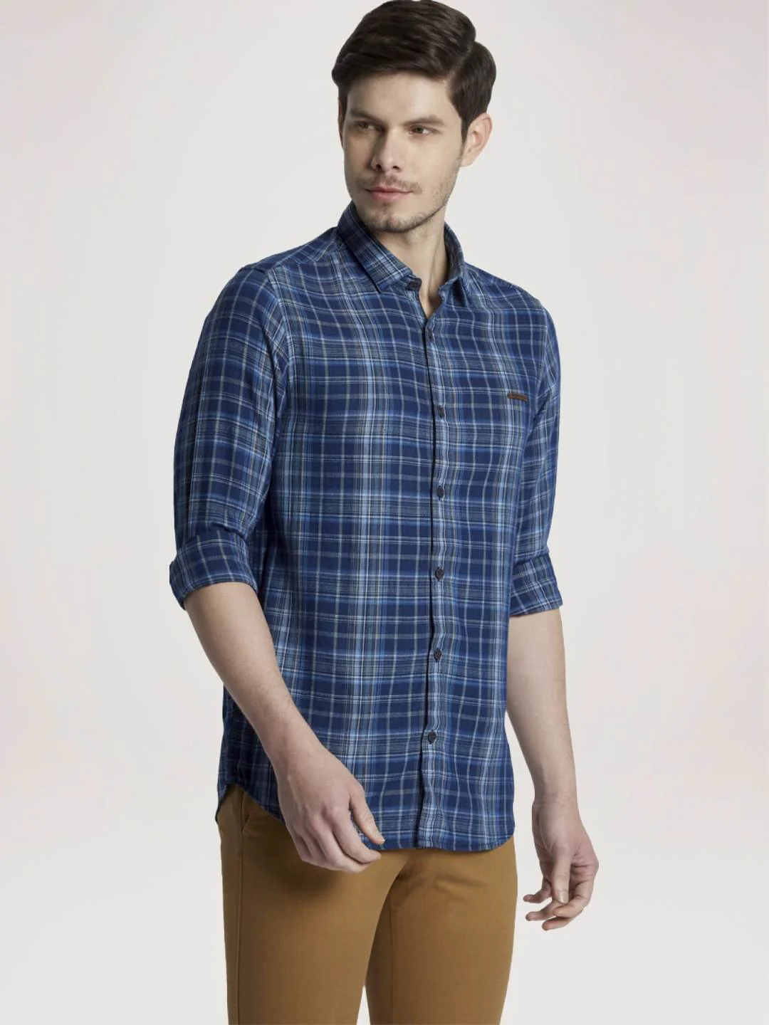 Men Indigo Contemporary Fit Checks Cotton Blend Full Sleeve Shirts - Image 4