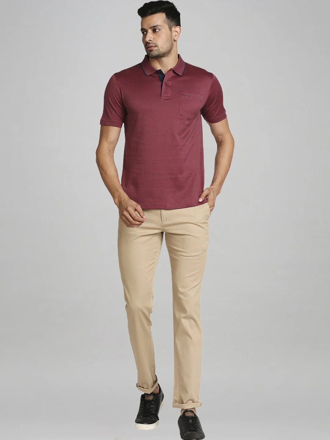 Men Khaki Contemporary Fit Solid Cotton Blend Trouser - Image 2