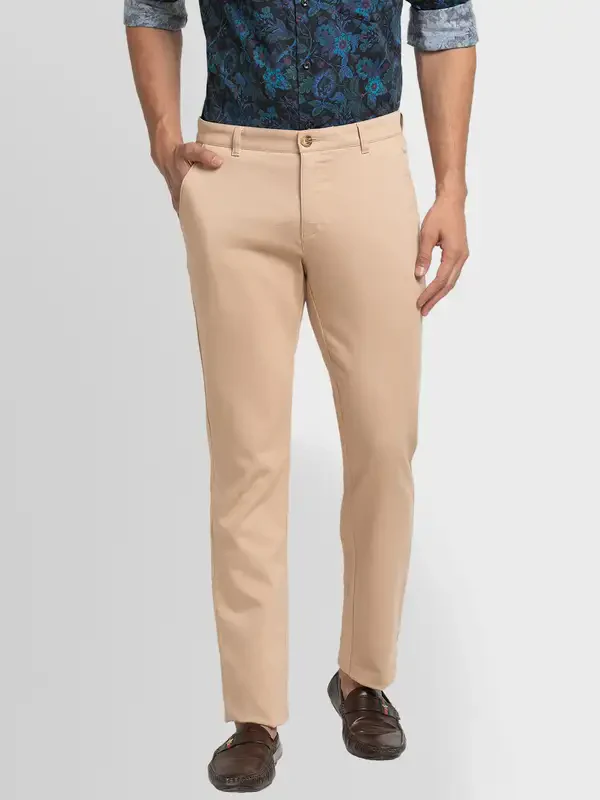 Men Khaki Contemporary Fit Solid Piece Dyed Cotton Blend Trouser