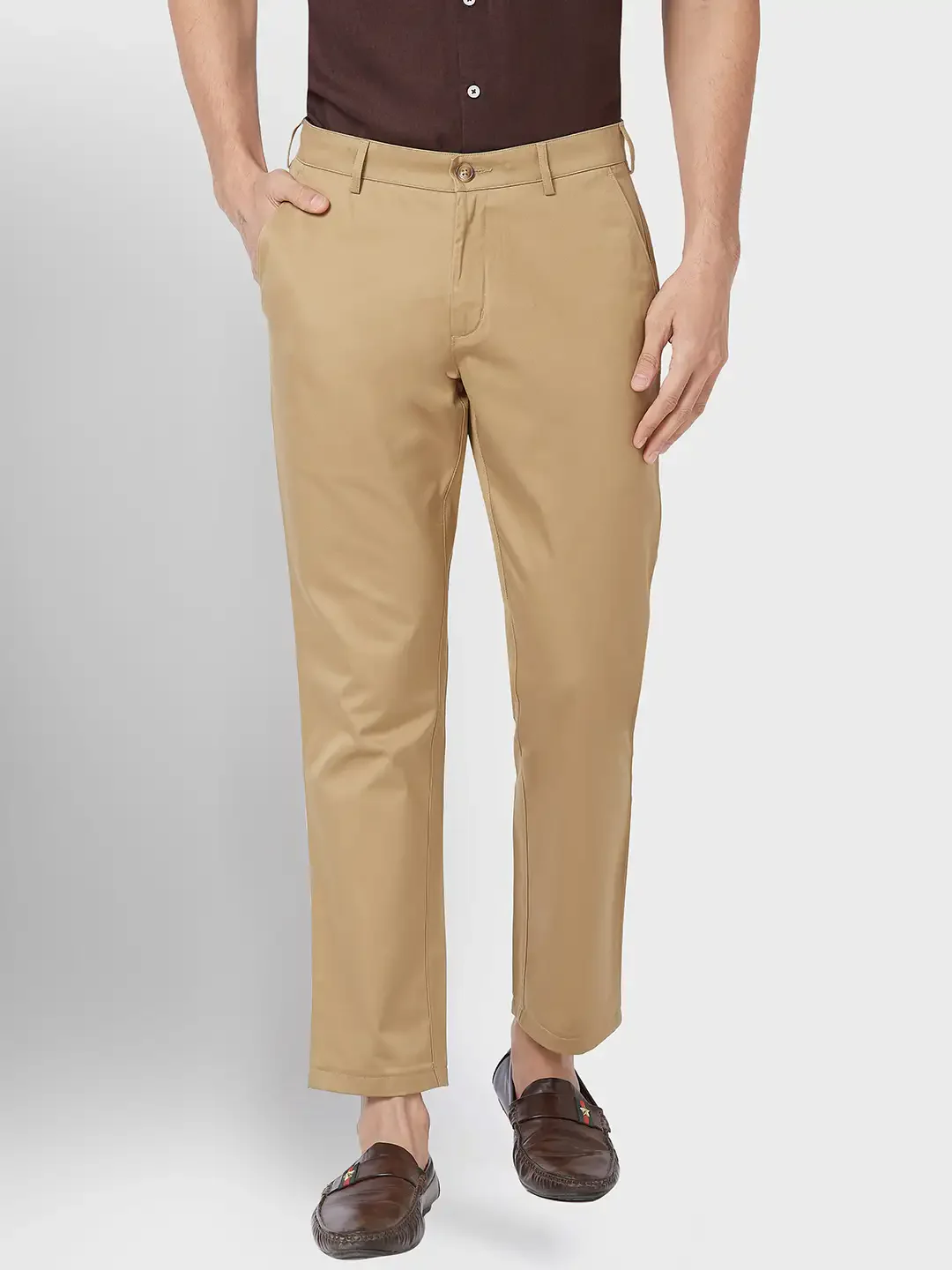 Men Khaki Contemporary Fit Solid Piece Dyed Cotton Trouser