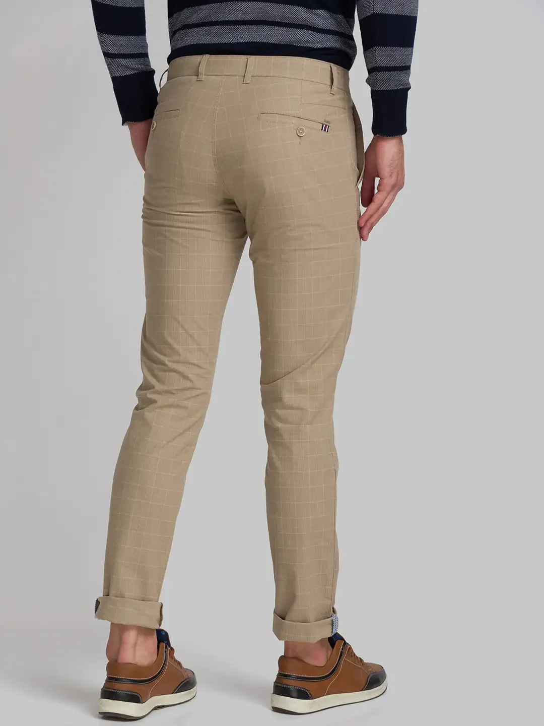 Men Khaki Lrt Fit Yarn Dyed Cotton Blend Trouser - Image 4