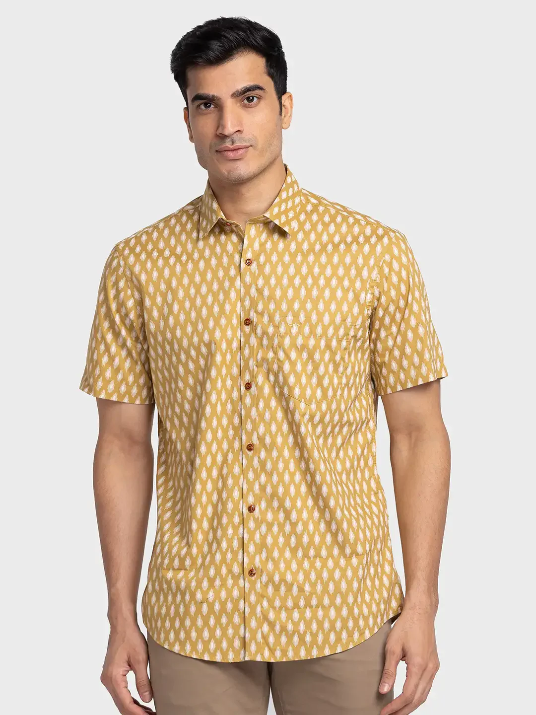 Men Khaki Tailored Fit Print Cotton Half Sleeve Shirts