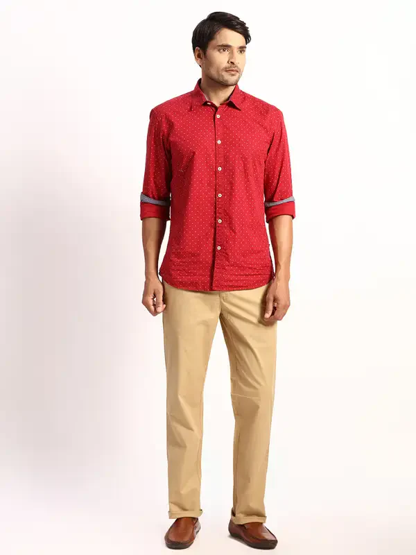 Men Khaki Tailored Fit Solid Piece Dyed Cotton Blend Trouser - Image 5