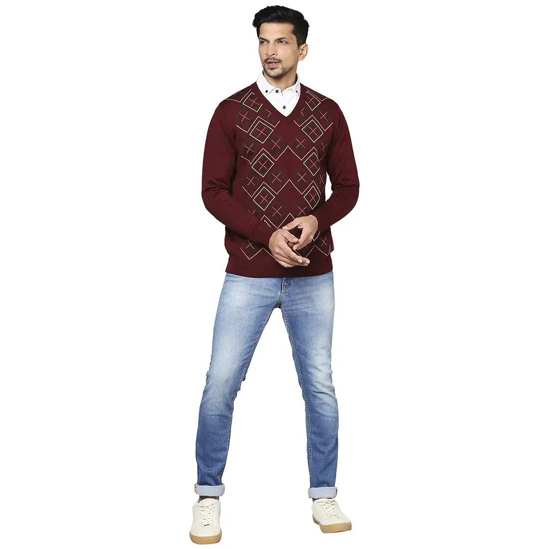Men Maroon Argyle Wool Blend Full Sleeve V Neck Collar Sweaters - Image 5