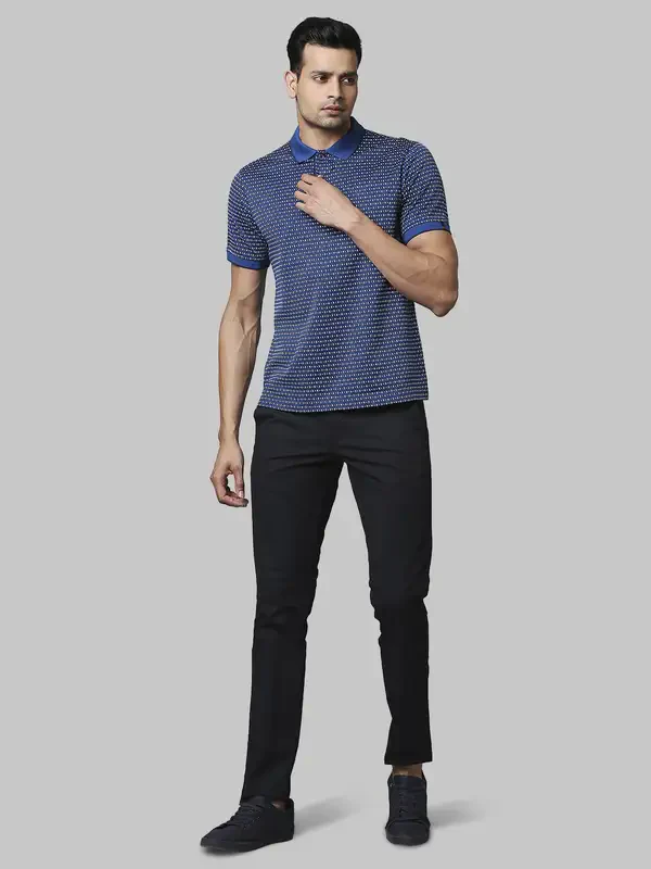 Men Maroon Contemporary Fit Jacquard Cotton Polo T-Shirt - Image 5