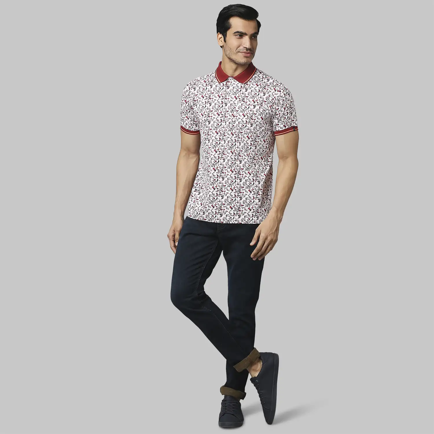 Men Maroon Contemporary Fit Print Cotton Polo T-Shirt - Image 5