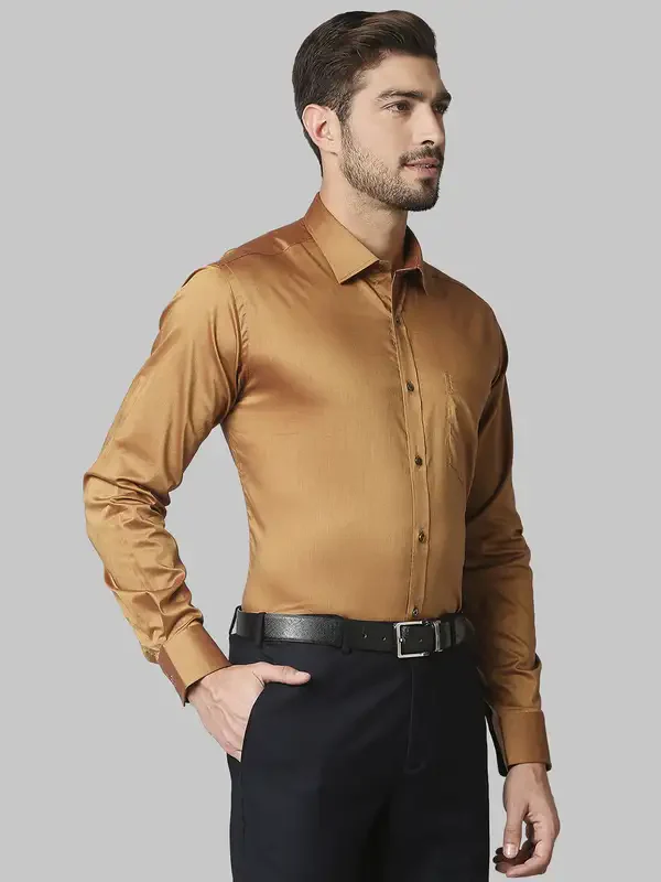 Men Maroon Slim Fit Solid Cotton Shirts - Image 2