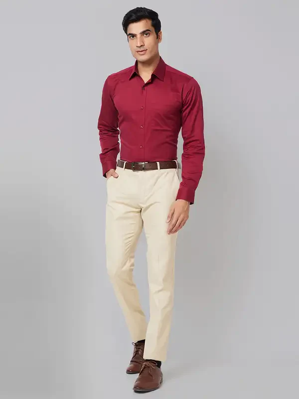 Men Maroon Slim Fit Solid Cotton Shirts - Image 5