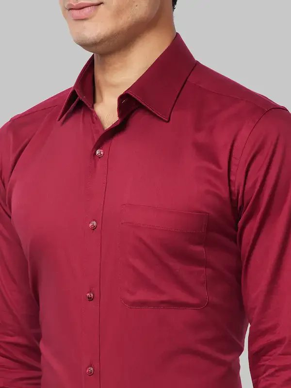 Men Maroon Slim Fit Solid Cotton Shirts - Image 6