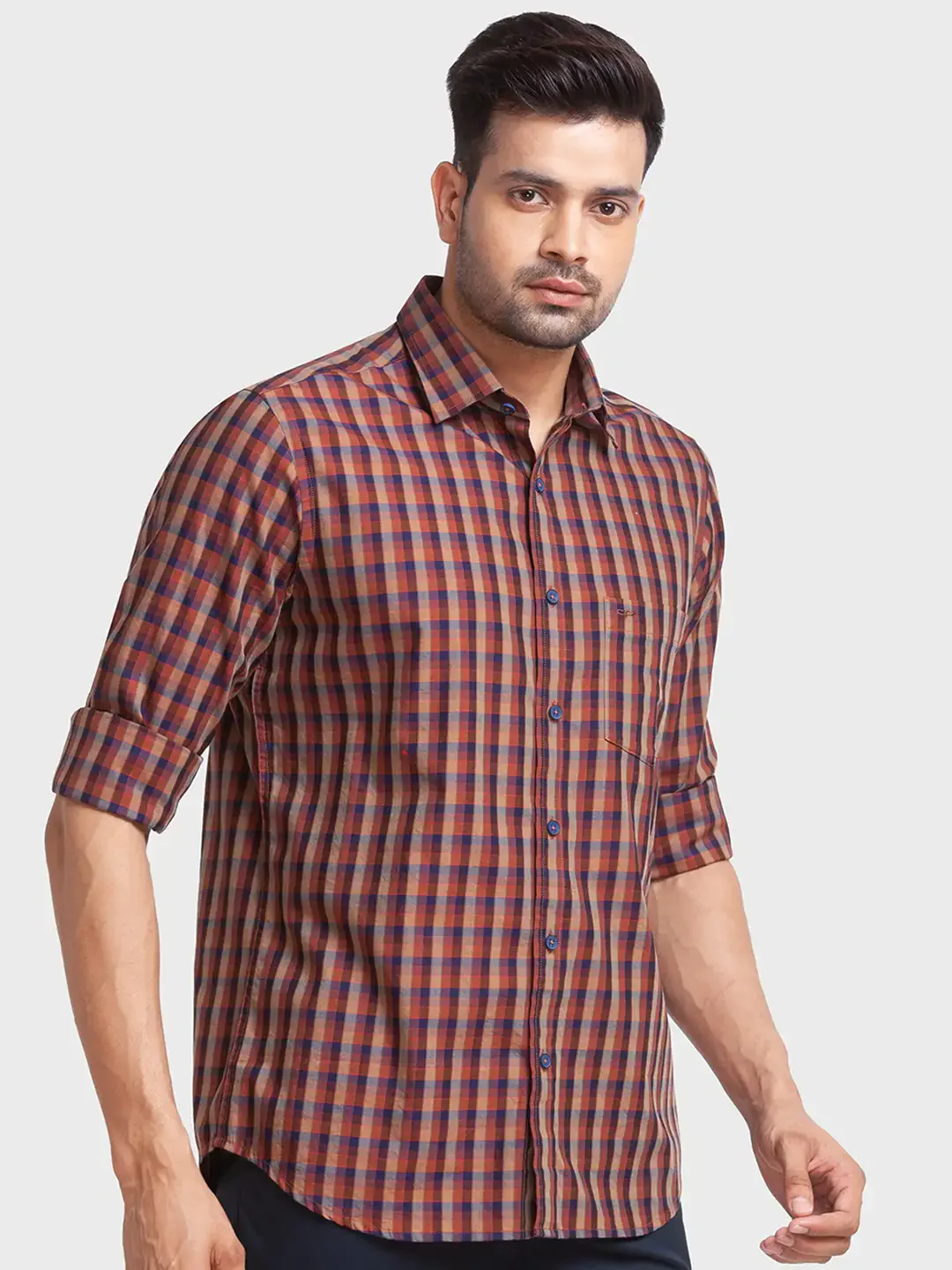 Men Maroon Tailored Fit Checks Cotton Full Sleeve Shirts - Image 2