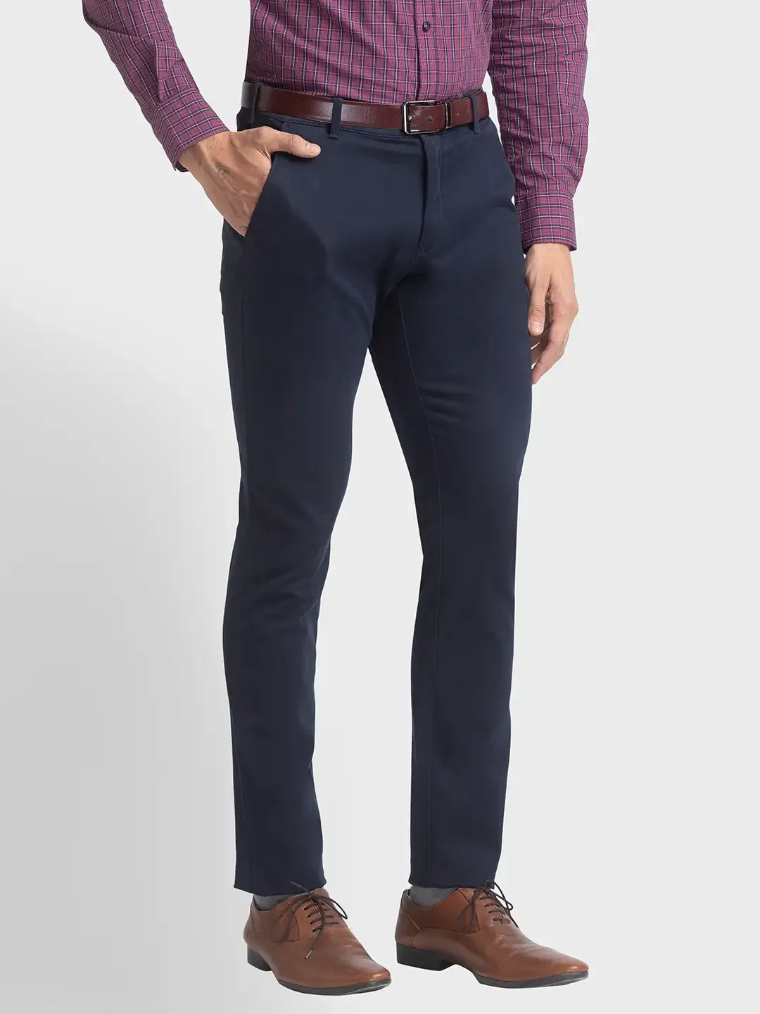 Men Navy Nuvo Fit Solid Piece Dyed Cotton Blend Trouser - Image 2