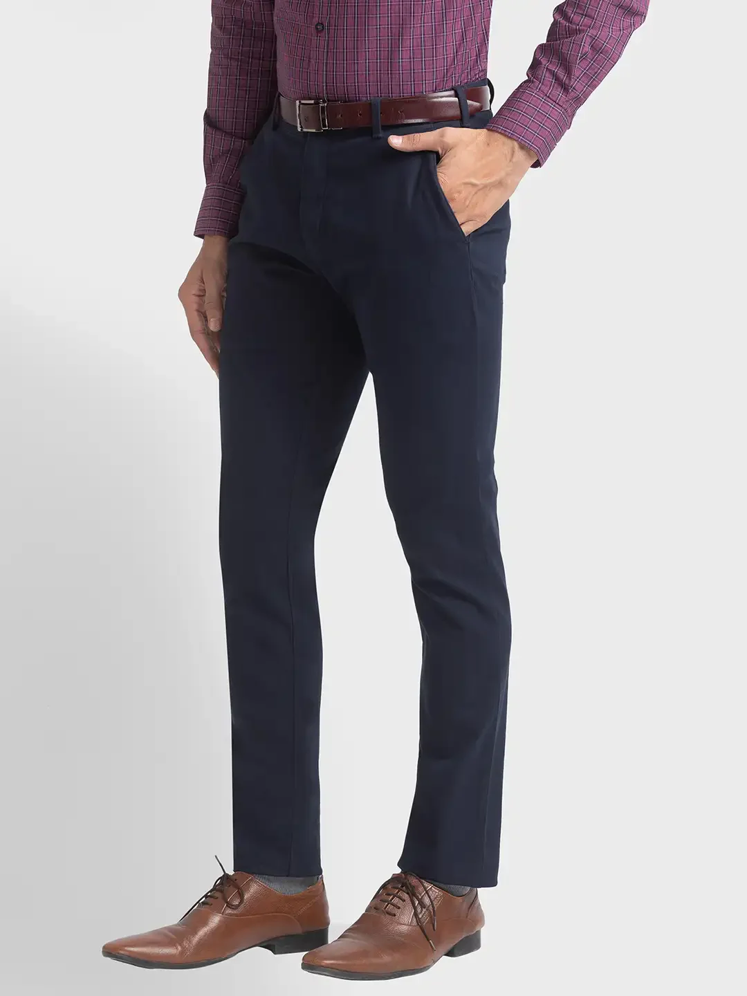 Men Navy Nuvo Fit Solid Piece Dyed Cotton Blend Trouser - Image 3