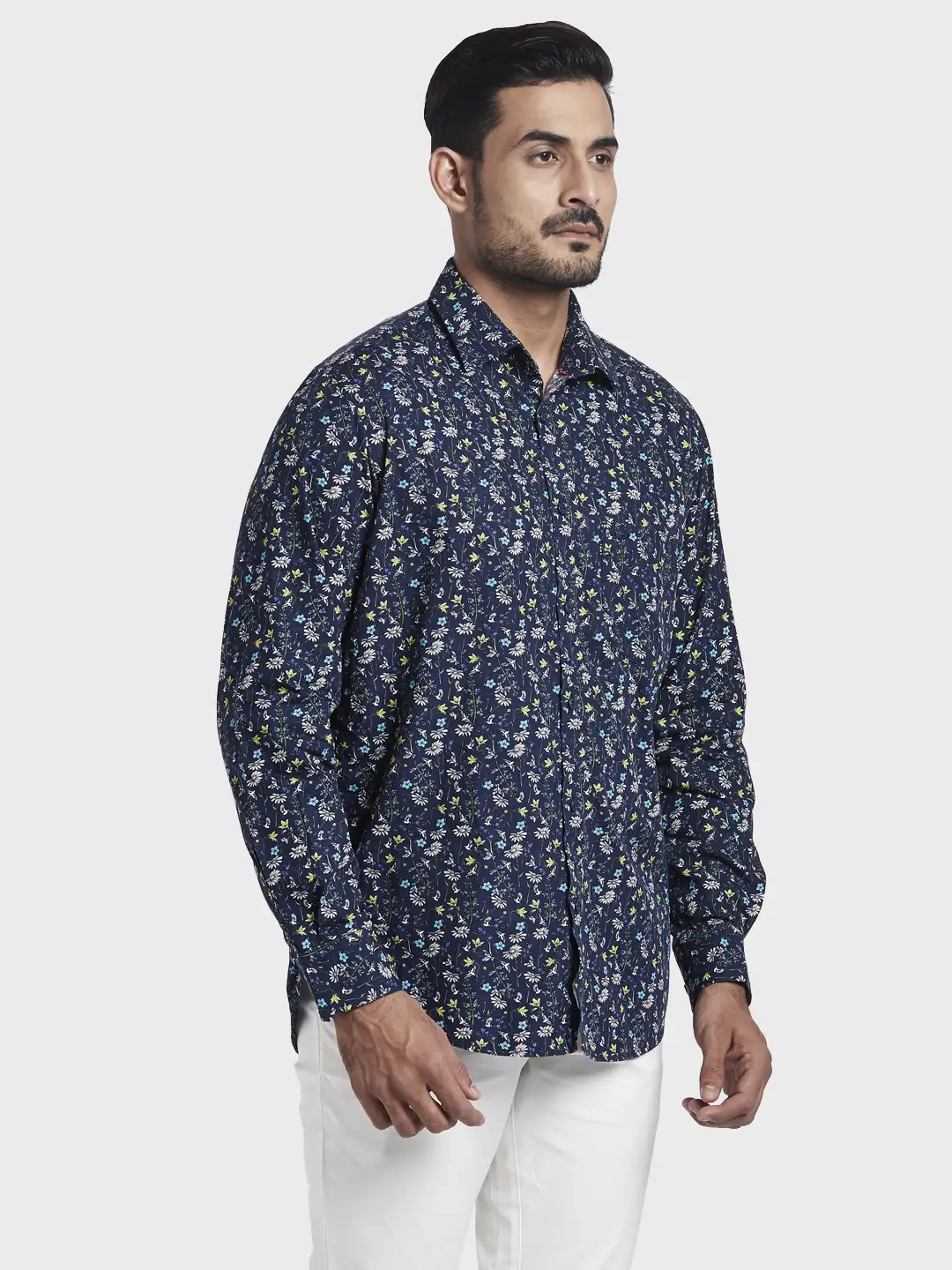 Men Navy Tailored Fit Print Cotton Half Sleeve Shirts - Image 2