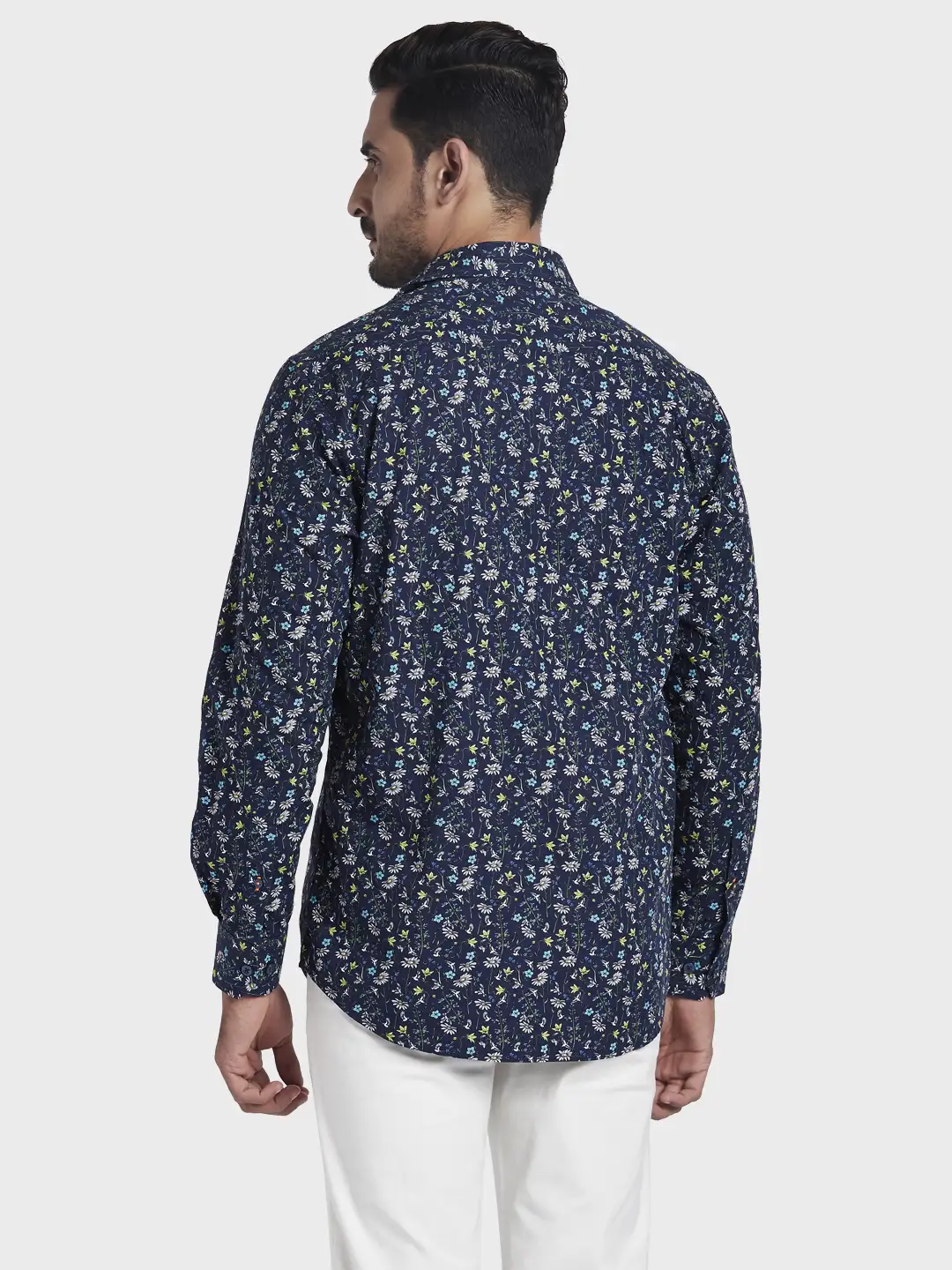 Men Navy Tailored Fit Print Cotton Half Sleeve Shirts - Image 4