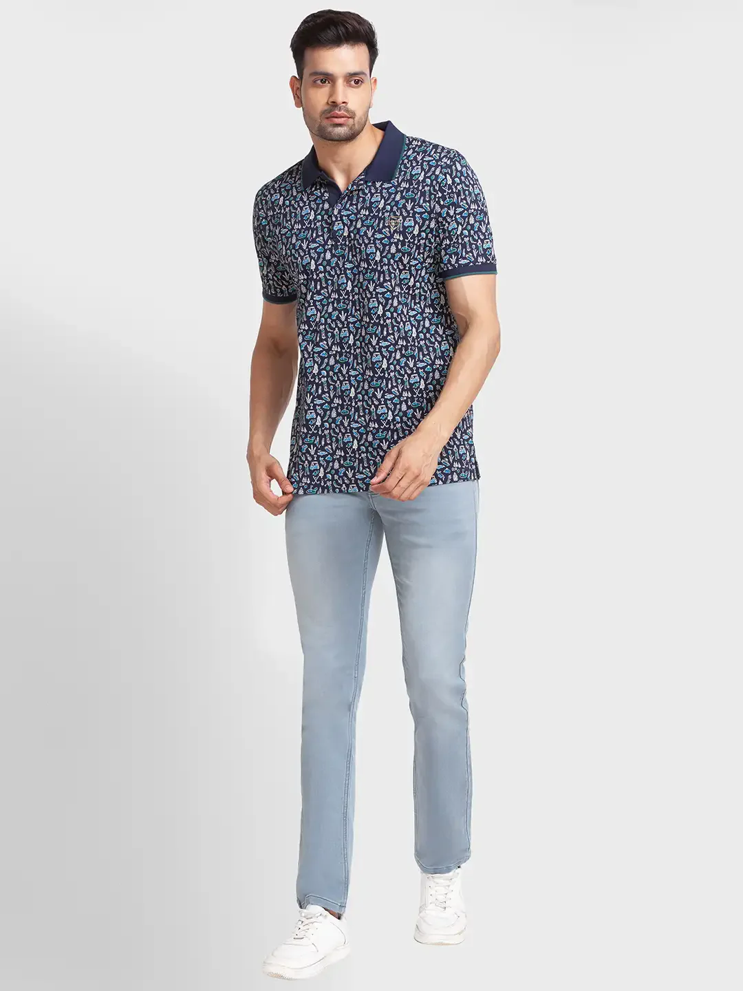 Men Navy Tailored Fit Print Cotton Half Sleeve T-Shirt - Image 5