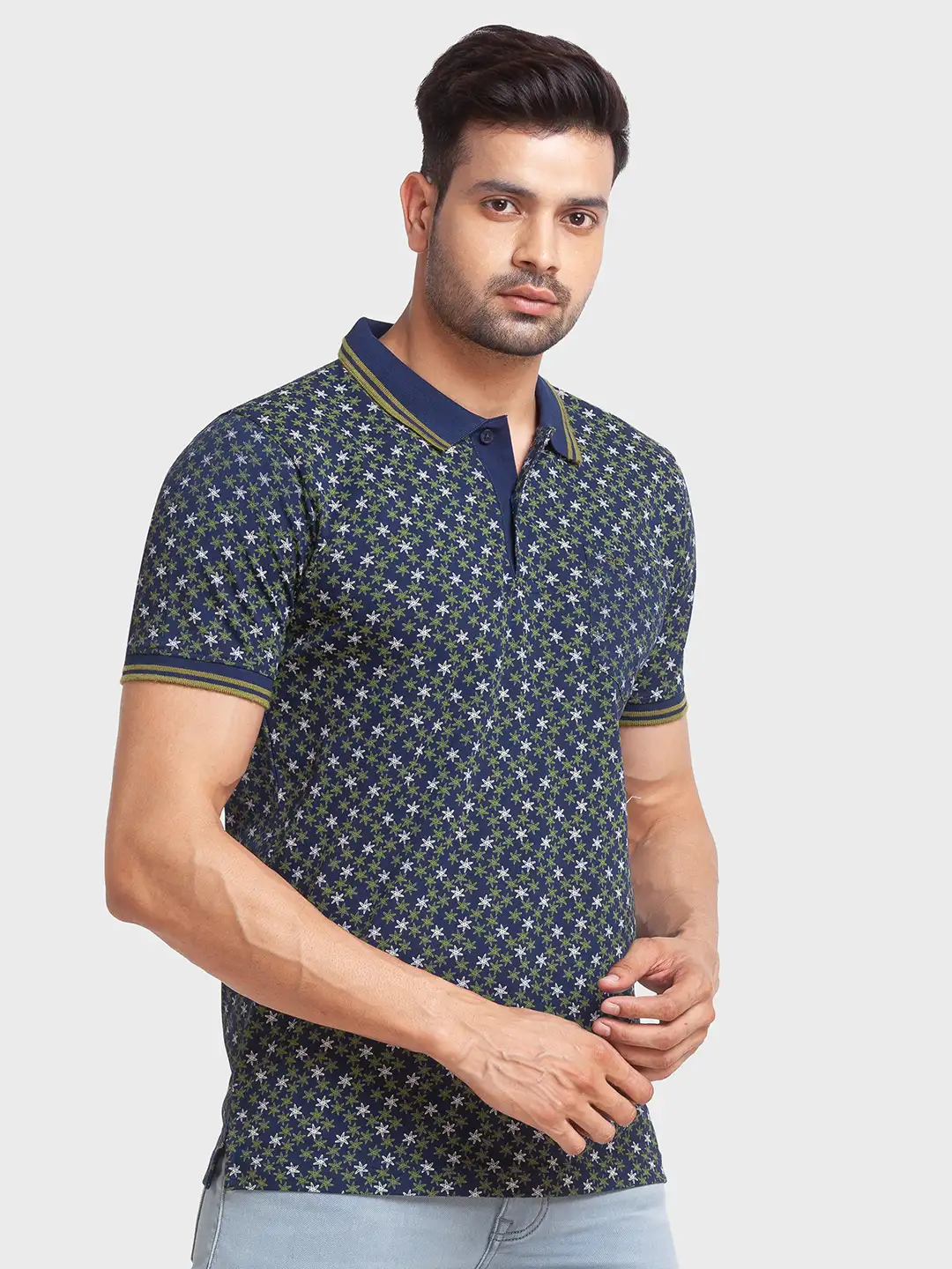Men Navy Tailored Fit Print Cotton Half Sleeve T-Shirt - Image 2