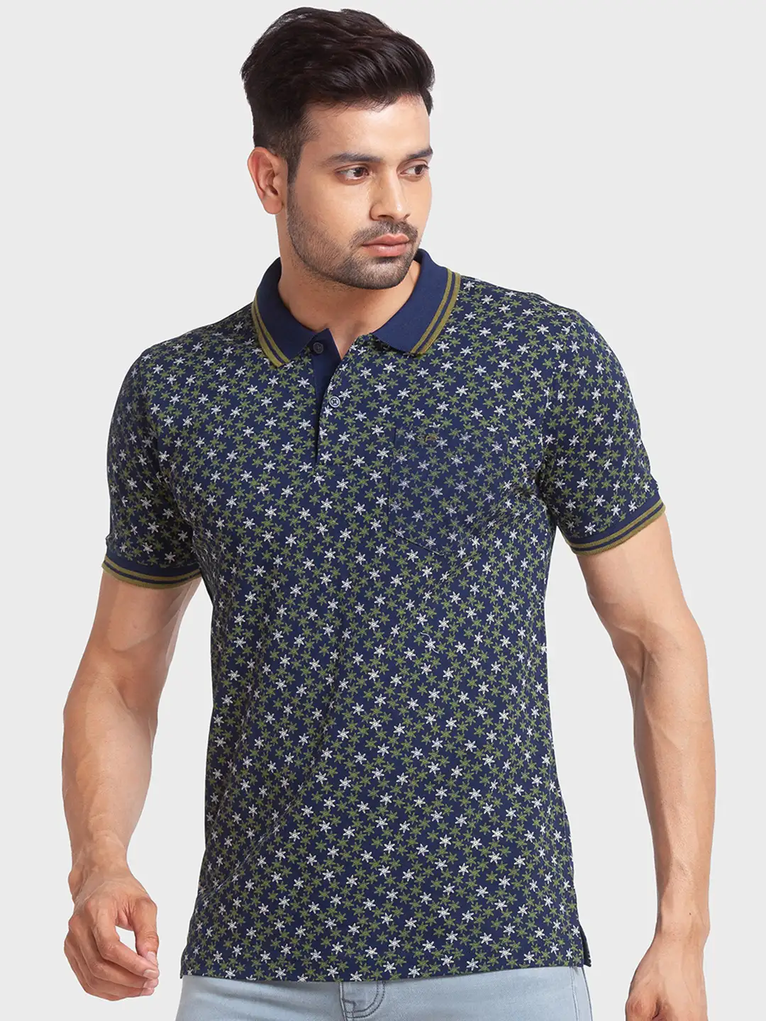 Men Navy Tailored Fit Print Cotton Half Sleeve T-Shirt - Image 3