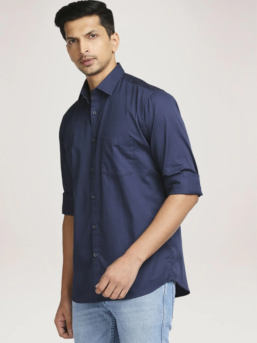 Men Navy Tailored Fit Solid Piece Dyed Cotton Full Sleeve Shirts - Image 6