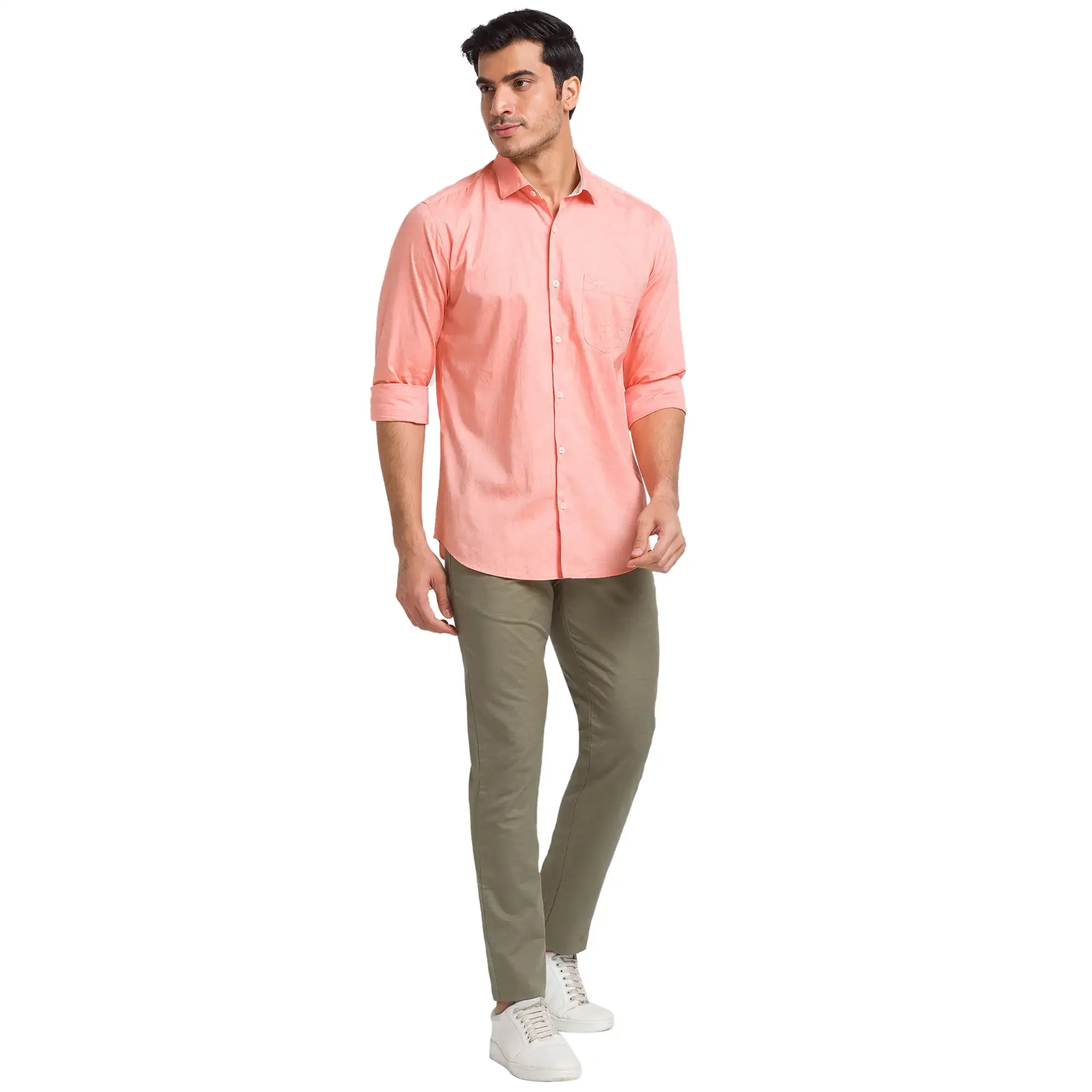 Men Orange Slim Fit Chambray Cotton Cut Away Collar Shirts