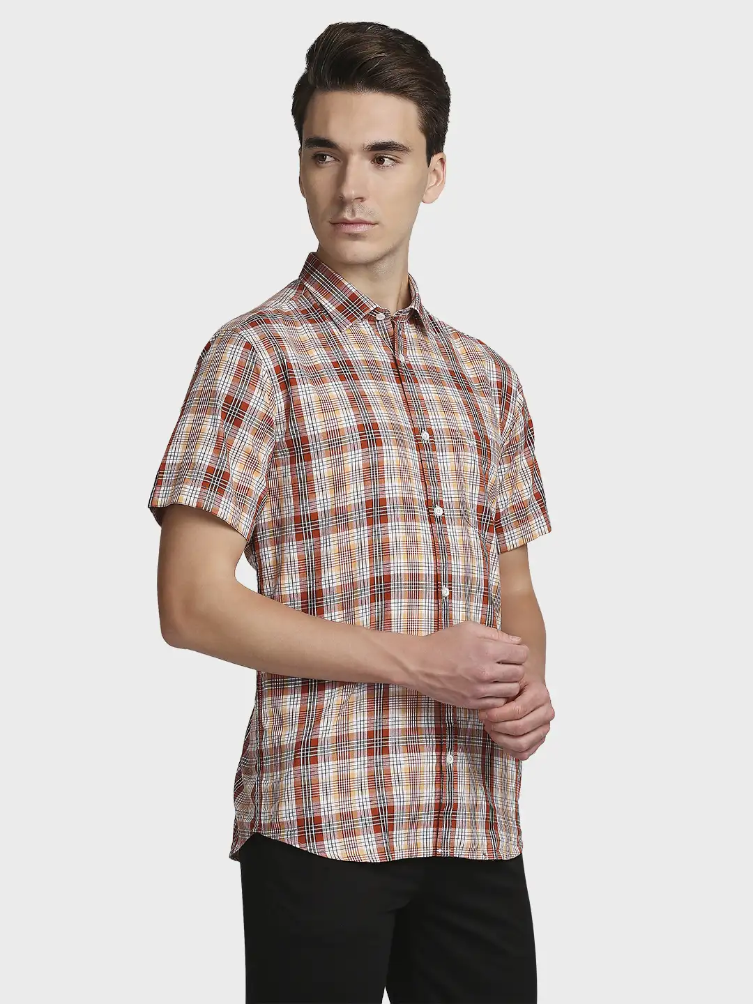 Men Orange Tailored Fit Checks Cotton Half Sleeve Shirts - Image 2