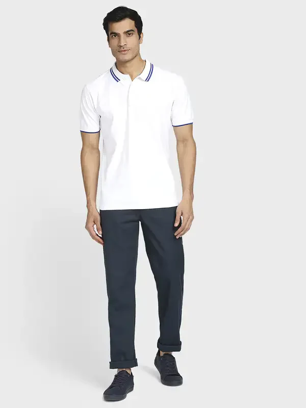 Men Petrol Tailored Fit Solid Piece Dyed Cotton Blend Trouser - Image 5