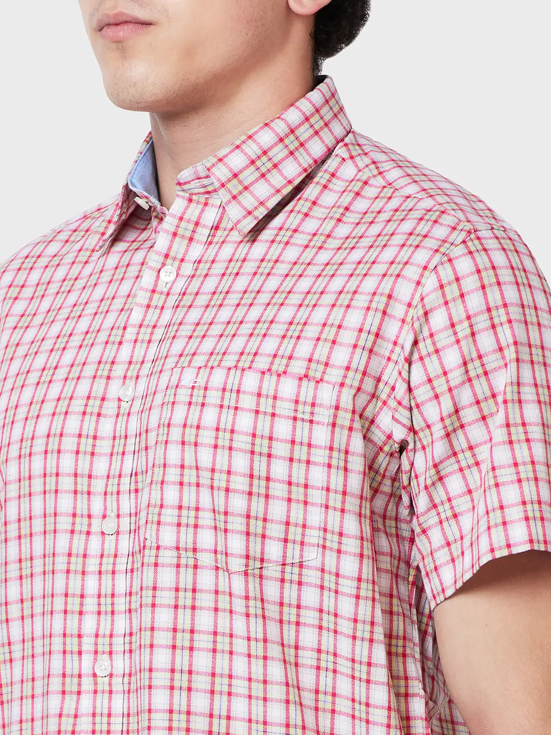Men Red Classic Fit Checks Cotton Half Sleeve Shirts - Image 6