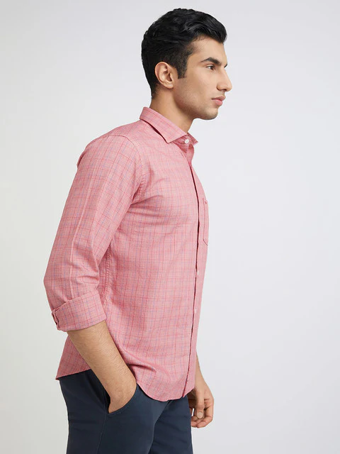 Men Red Slim Fit Checks Cotton Cut Away Collar Shirts - Image 2