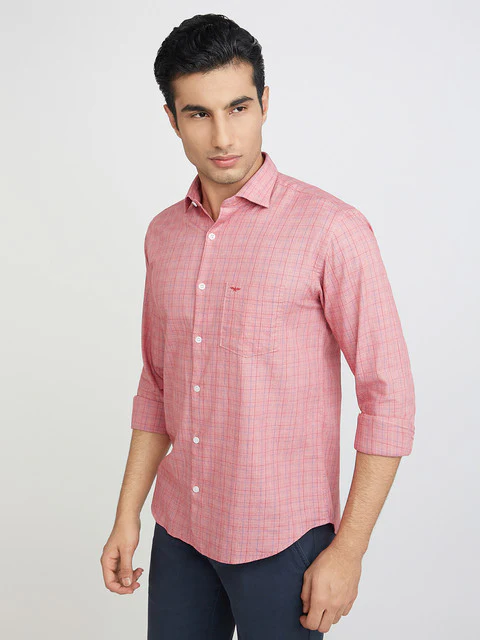 Men Red Slim Fit Checks Cotton Cut Away Collar Shirts - Image 3