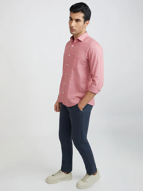 Men Red Slim Fit Checks Cotton Cut Away Collar Shirts - Image 5