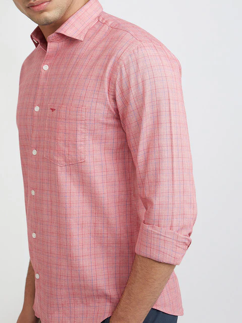 Men Red Slim Fit Checks Cotton Cut Away Collar Shirts - Image 6