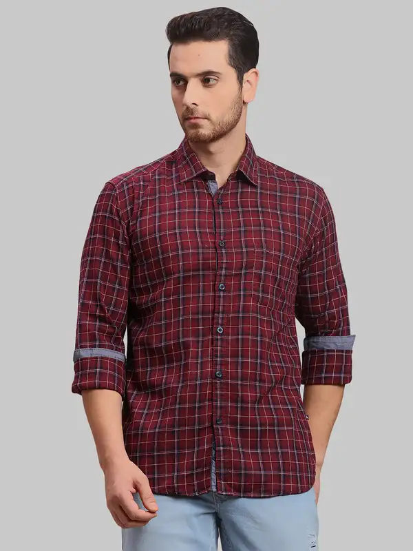Men Red Slim Fit Checks Cotton Full Sleeve Shirts