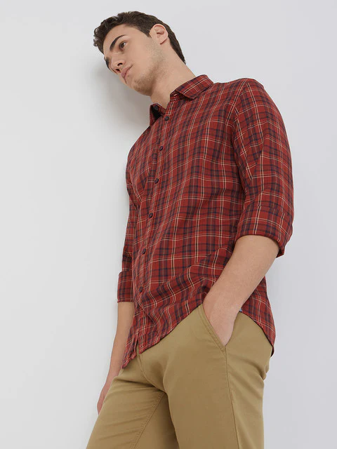 Men Red Slim Fit Checks Cotton Full Sleeve Shirts - Image 3