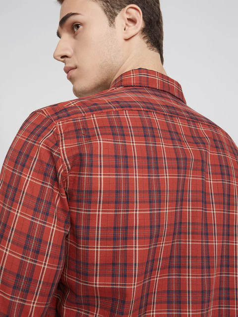 Men Red Slim Fit Checks Cotton Full Sleeve Shirts - Image 7